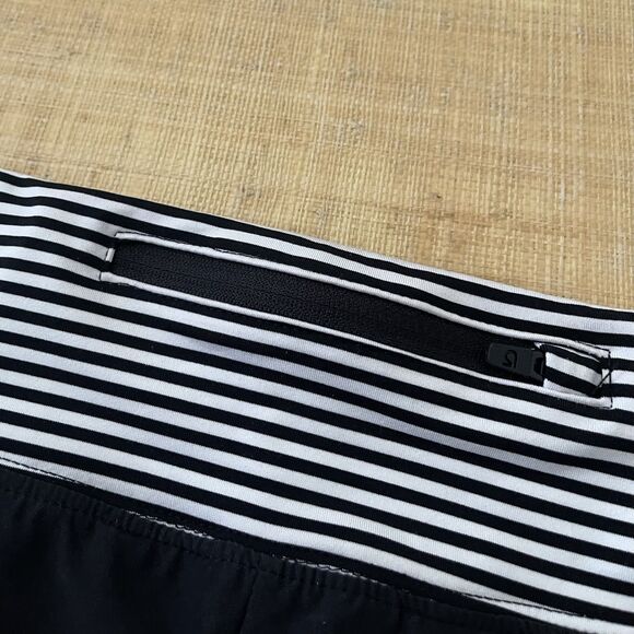 Gap Fit Black Athletic Bike Shorts S Activewear White Stripes Zip Pocket GStep - Picture 4 of 10
